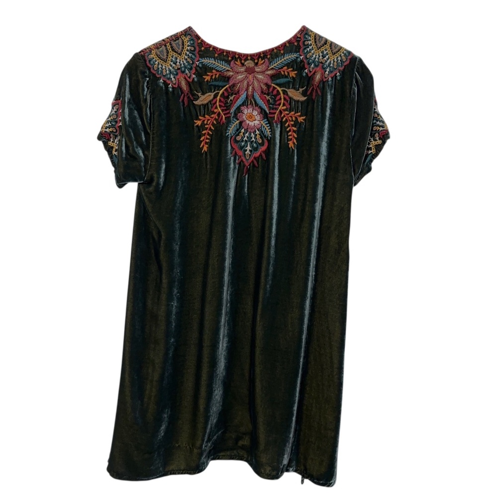Johnny Was Green Velvet Embroidered Top Womens XS Floral Spring Casual - Picture 5 of 10